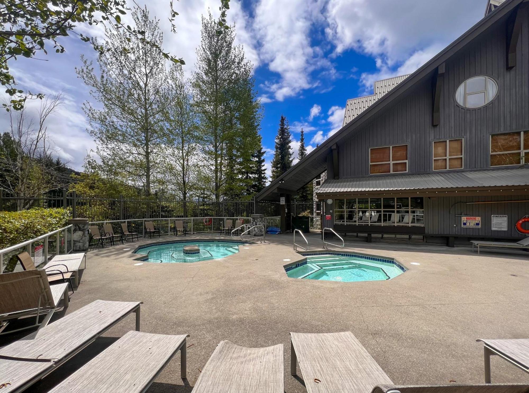 The Aspens By Whistler Premier Apartamento Exterior foto